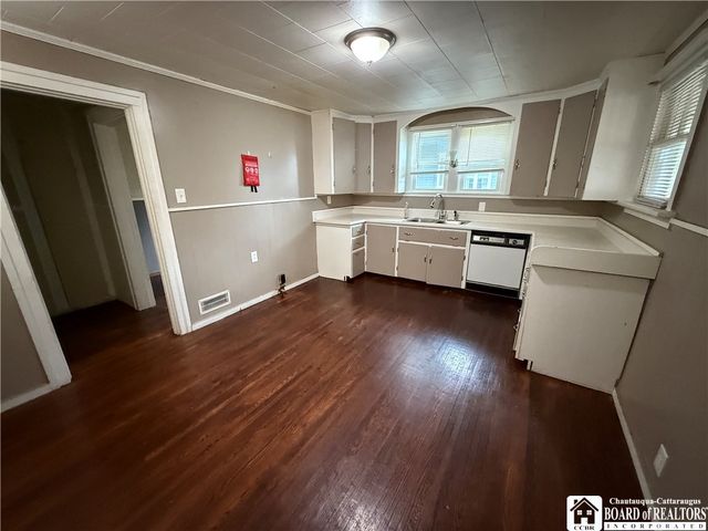 88 West 4th Street, Dunkirk, NY 14048