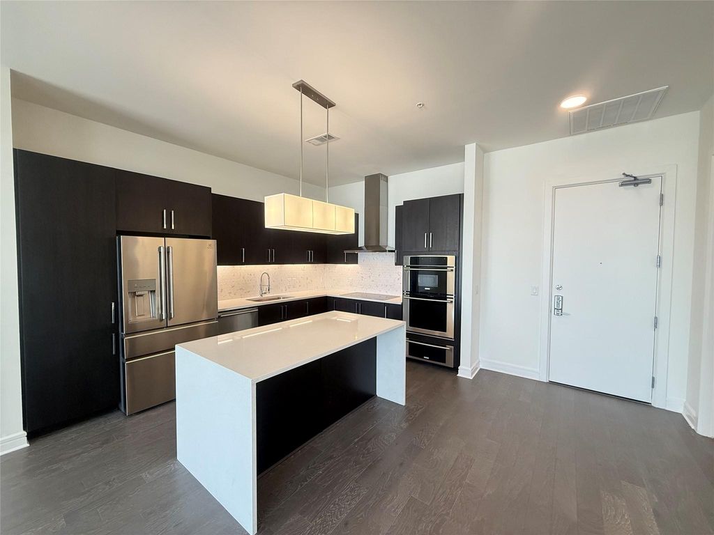 3300 Main St PH3006, Houston, TX 77002