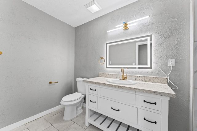 6502 Leedale Street, Houston, TX 77016