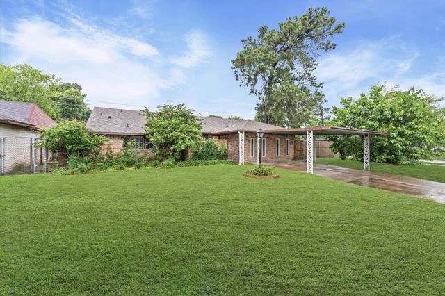 6502 Leedale Street, Houston, TX 77016