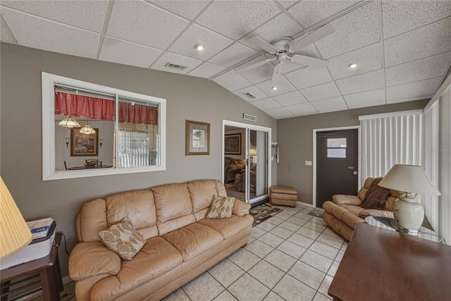 35921 TANDA CIRCLE, Zephyrhills, FL 33541