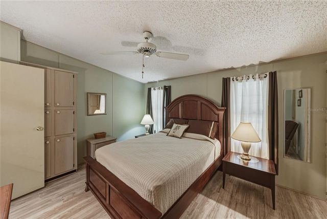 35921 TANDA CIRCLE, Zephyrhills, FL 33541