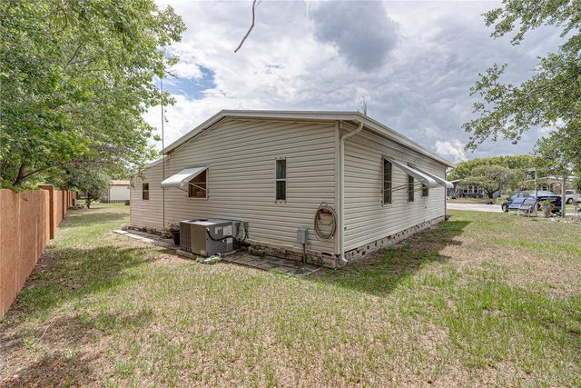 35921 TANDA CIRCLE, Zephyrhills, FL 33541