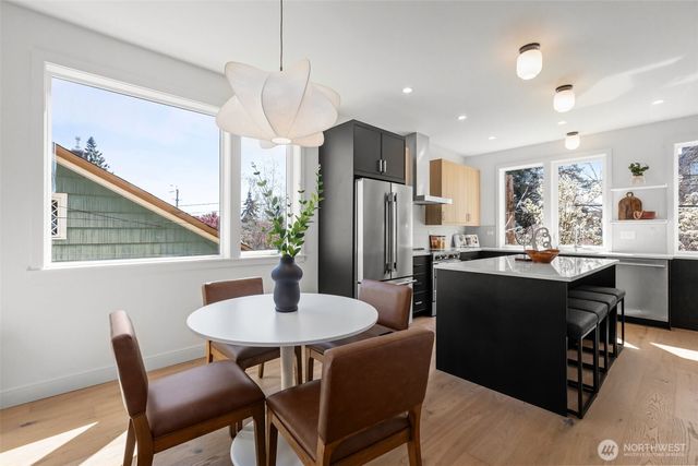 2218 A NW 62nd Street, Seattle, WA 98107
