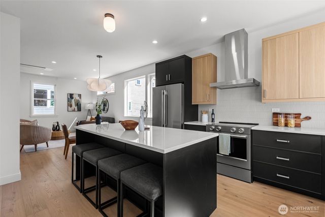 2218 A NW 62nd Street, Seattle, WA 98107