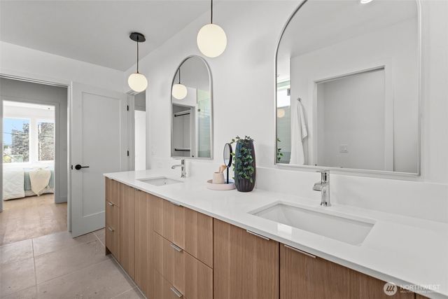 2218 A NW 62nd Street, Seattle, WA 98107