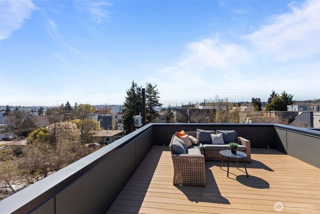 2218 A NW 62nd Street, Seattle, WA 98107