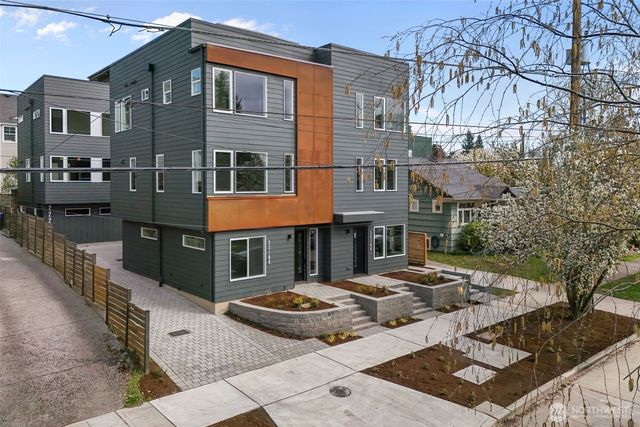 2218 A NW 62nd Street, Seattle, WA 98107