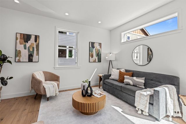 2218 A NW 62nd Street, Seattle, WA 98107