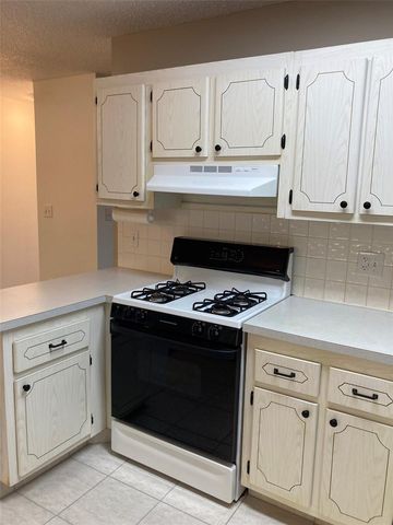 5530 80TH STREET N C204, St Petersburg, FL 33709