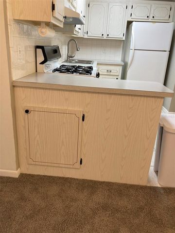 5530 80TH STREET N C204, St Petersburg, FL 33709