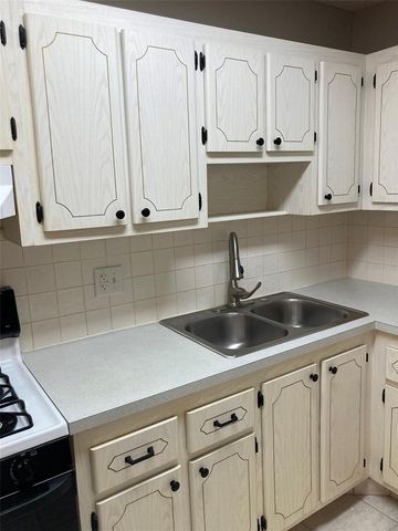 5530 80TH STREET N C204, St Petersburg, FL 33709