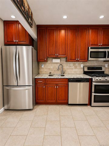 155-29 81st Street 1, Howard Beach, NY 11414