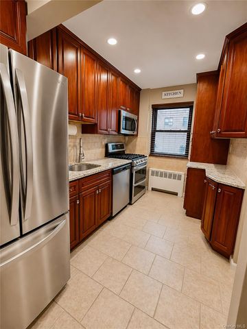 155-29 81st Street 1, Howard Beach, NY 11414