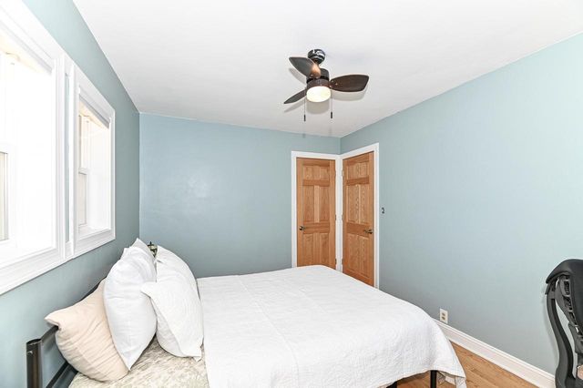 3023 Graydon AVENUE, East Troy, WI 53120