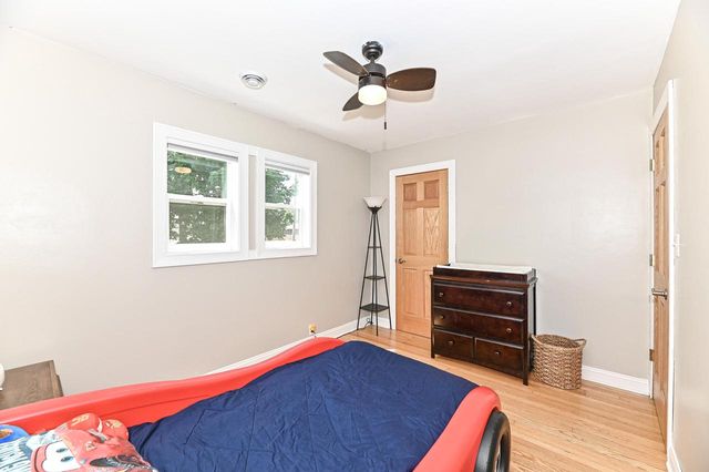 3023 Graydon AVENUE, East Troy, WI 53120