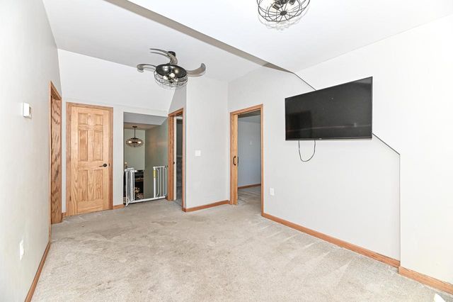 3023 Graydon AVENUE, East Troy, WI 53120