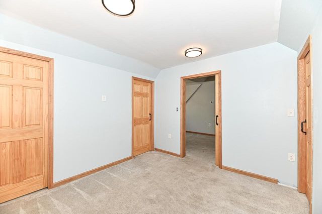3023 Graydon AVENUE, East Troy, WI 53120