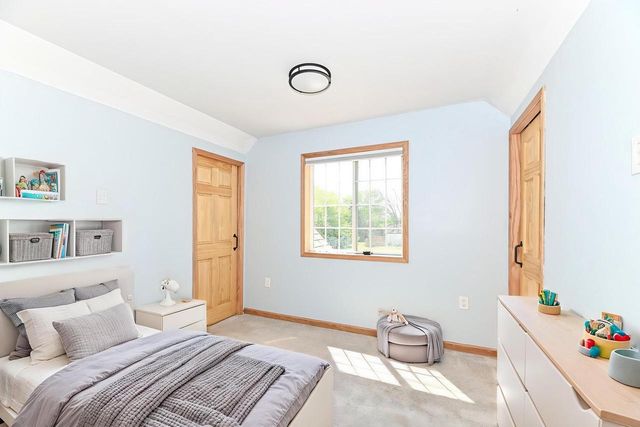 3023 Graydon AVENUE, East Troy, WI 53120