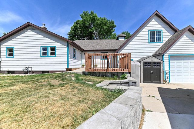 3023 Graydon AVENUE, East Troy, WI 53120