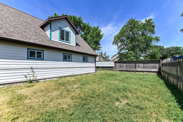 3023 Graydon AVENUE, East Troy, WI 53120