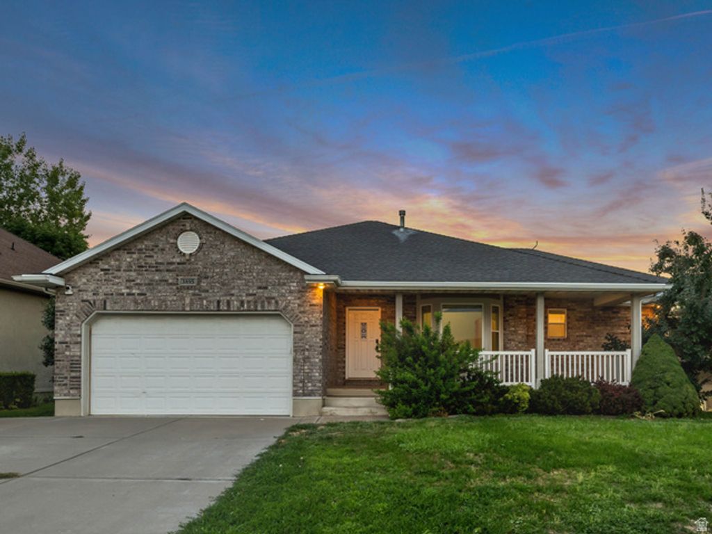 3895 S 900 W, Riverdale, UT 84405 — exterior