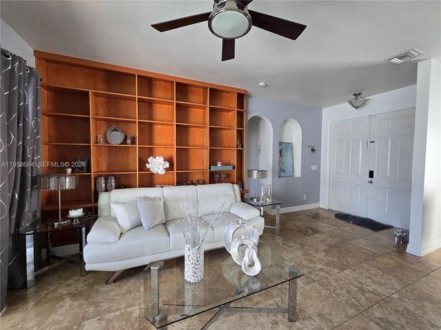 1220 Mckinley, Lehigh Acres, FL 33972
