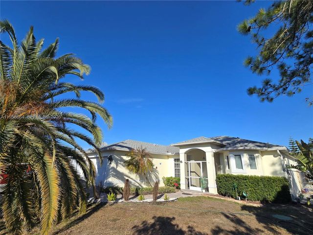 1220 Mckinley, Lehigh Acres, FL 33972