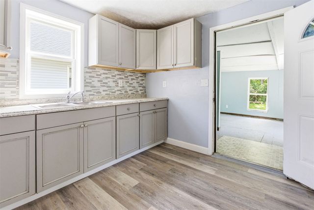 786 Buss Avenue, Benton Harbor, MI 49022