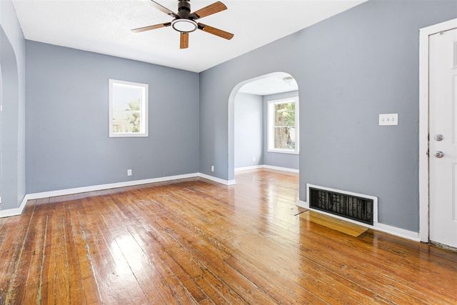 786 Buss Avenue, Benton Harbor, MI 49022