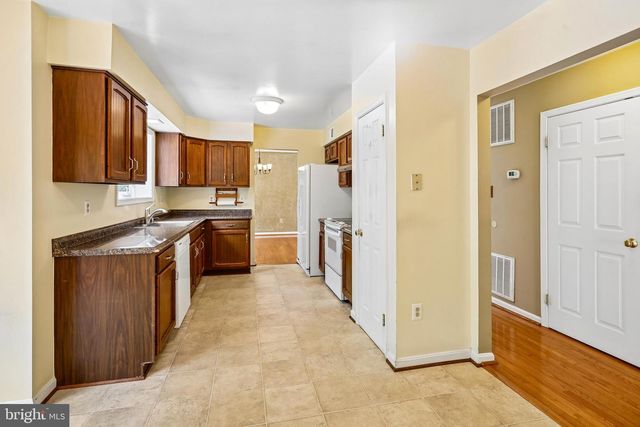 15204 GENERAL STEVENS CT, Chantilly, VA 20151