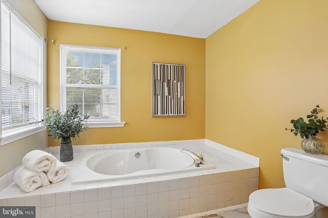 1289 MEADOWVIEW DR, Pottstown, PA 19464