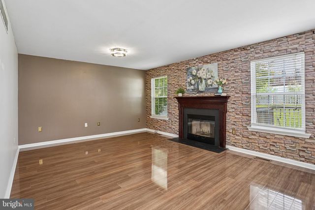 1289 MEADOWVIEW DR, Pottstown, PA 19464