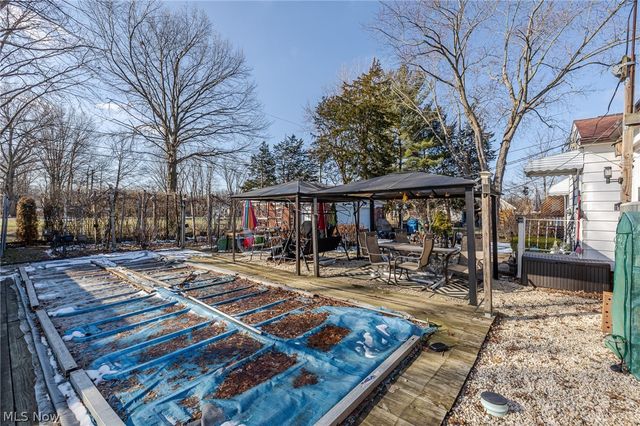 37891 Lake Drive, Avon, OH 44011