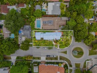 2700 SW 4th Ave, Miami, FL 33129