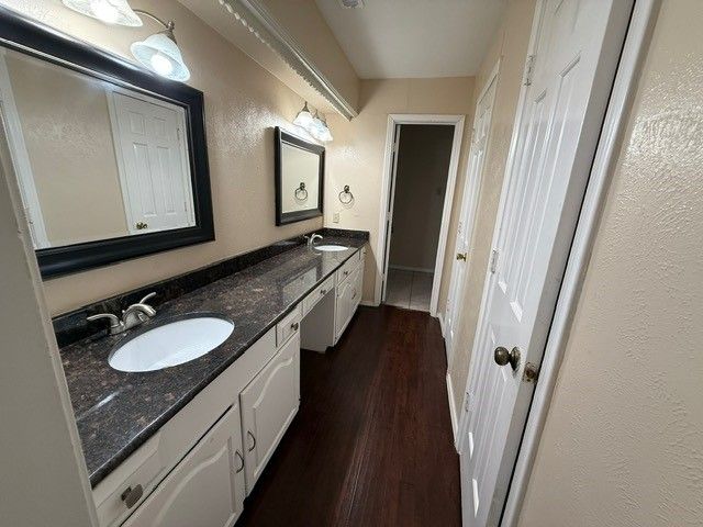 6918 LA MANGA Drive, Dallas, TX 75248