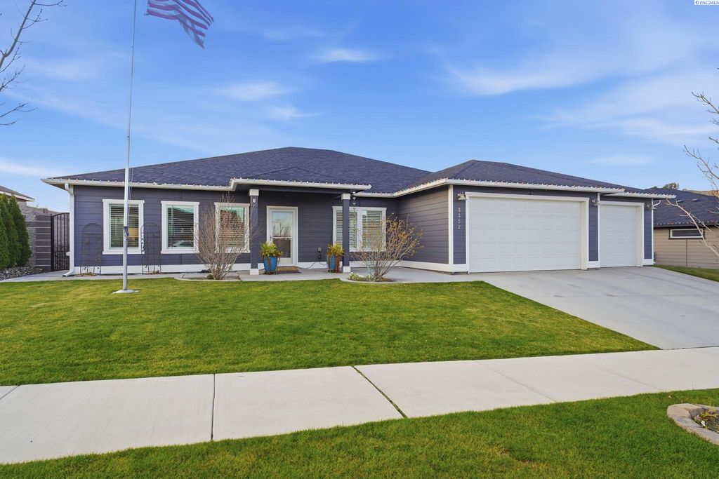 3352 S Lincoln Place, Kennewick, WA 99336