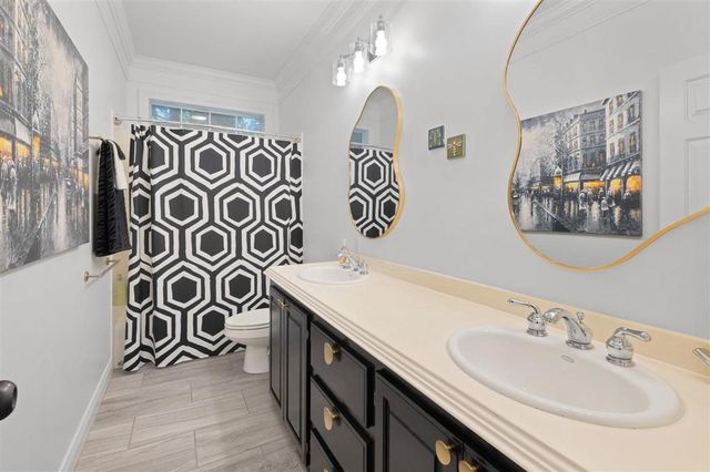 1056 Kincade Court, Lake Charles, LA 70611