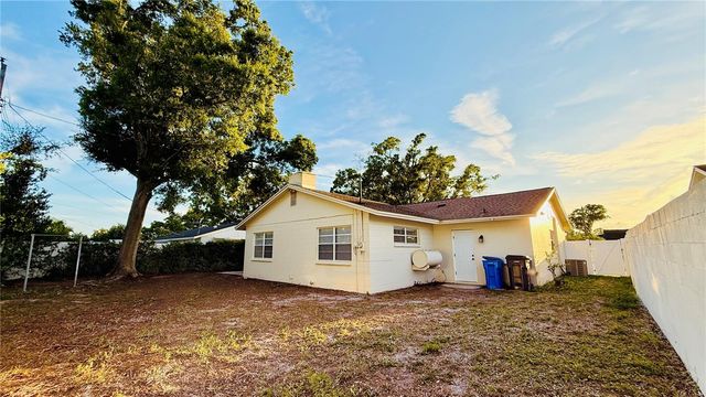 6409 ROSEWOOD DRIVE, Tampa, FL 33615