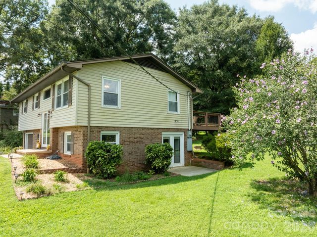 4671 Crystal Street, Claremont, NC 28610