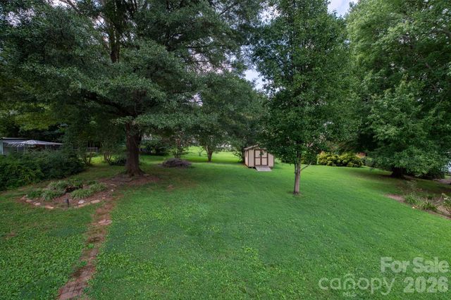 4671 Crystal Street, Claremont, NC 28610