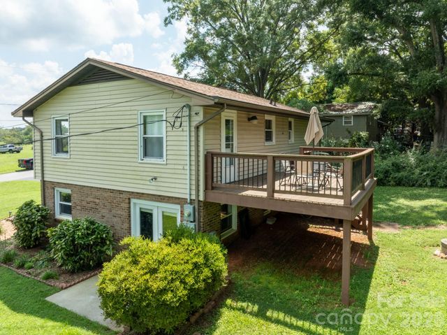 4671 Crystal Street, Claremont, NC 28610
