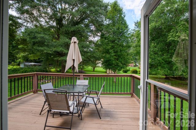 4671 Crystal Street, Claremont, NC 28610