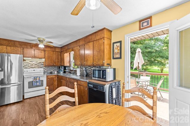 4671 Crystal Street, Claremont, NC 28610