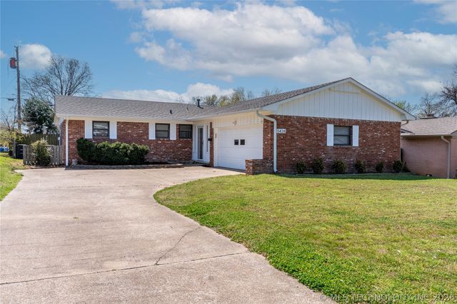 5428 E 24th Place, Tulsa, OK 74114