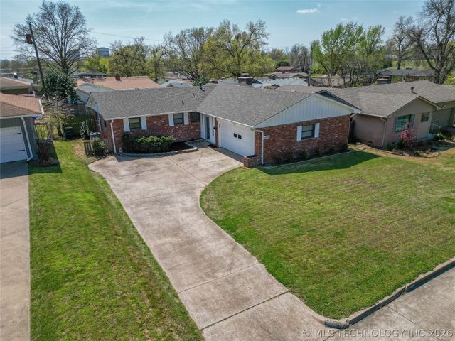 5428 E 24th Place, Tulsa, OK 74114