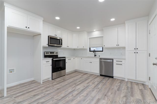 5428 E 24th Place, Tulsa, OK 74114