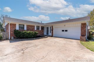 5428 E 24th Place, Tulsa, OK 74114