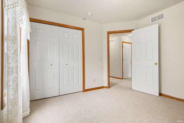1122 Park Meadows Drive, Goshen, IN 46526
