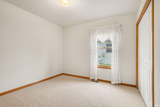 1122 Park Meadows Drive, Goshen, IN 46526